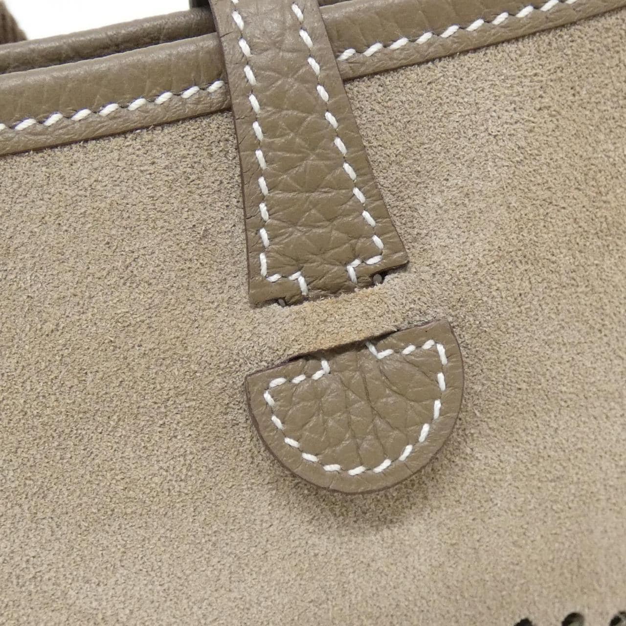 エルメス マキシキャドリーユ エヴリン アマゾン 16cm 083276CK ショルダーバッグ