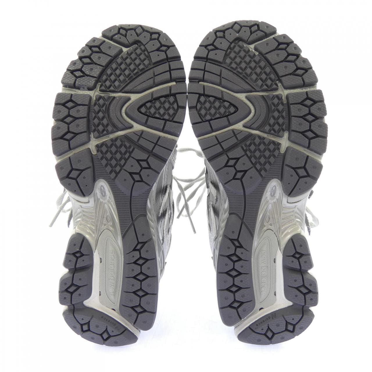 ニューバランス NEW BALANCE M1906AG スニーカー
