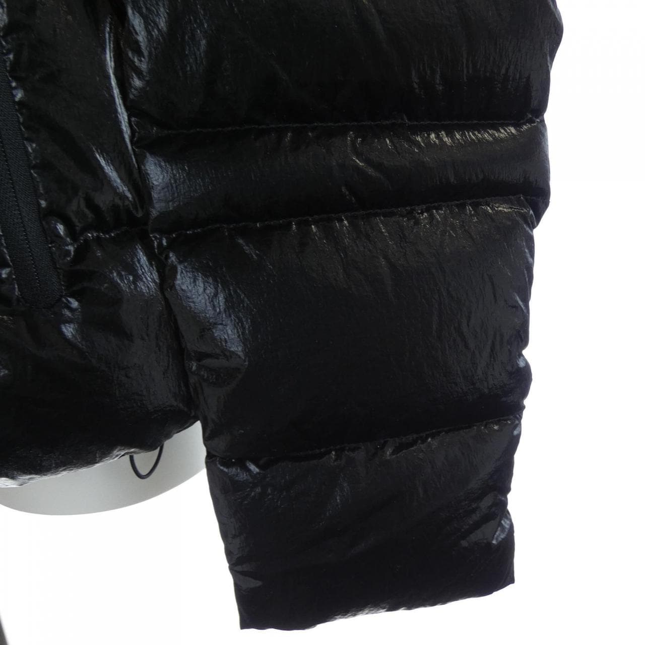 モンクレール MONCLER THARON ダウンジャケット