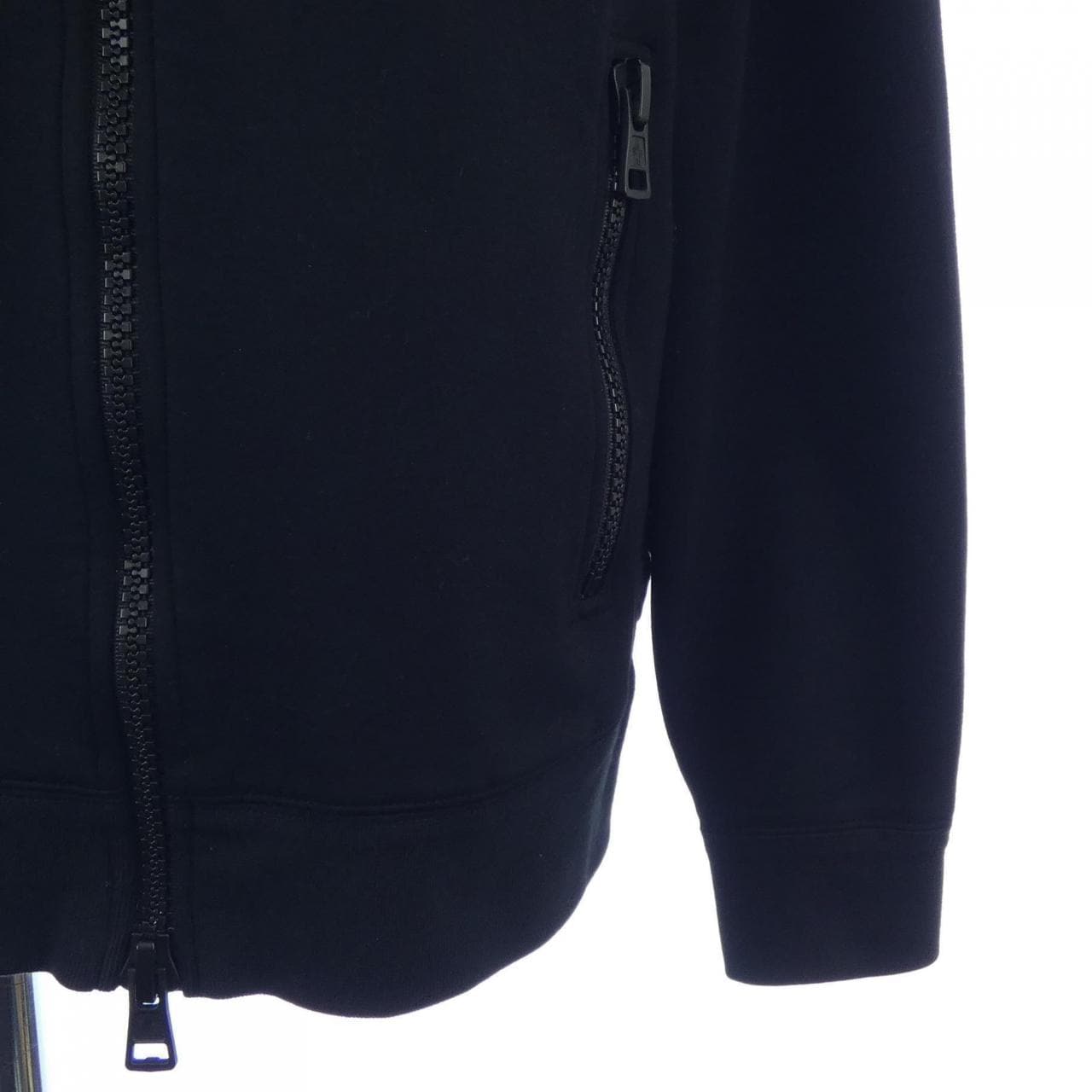 MONCLER Genius 羽绒服