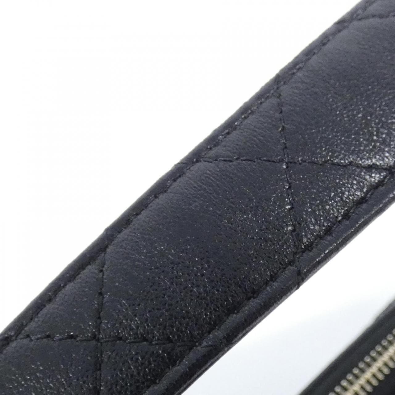 シャネル AP4573 チェーンクラッチ