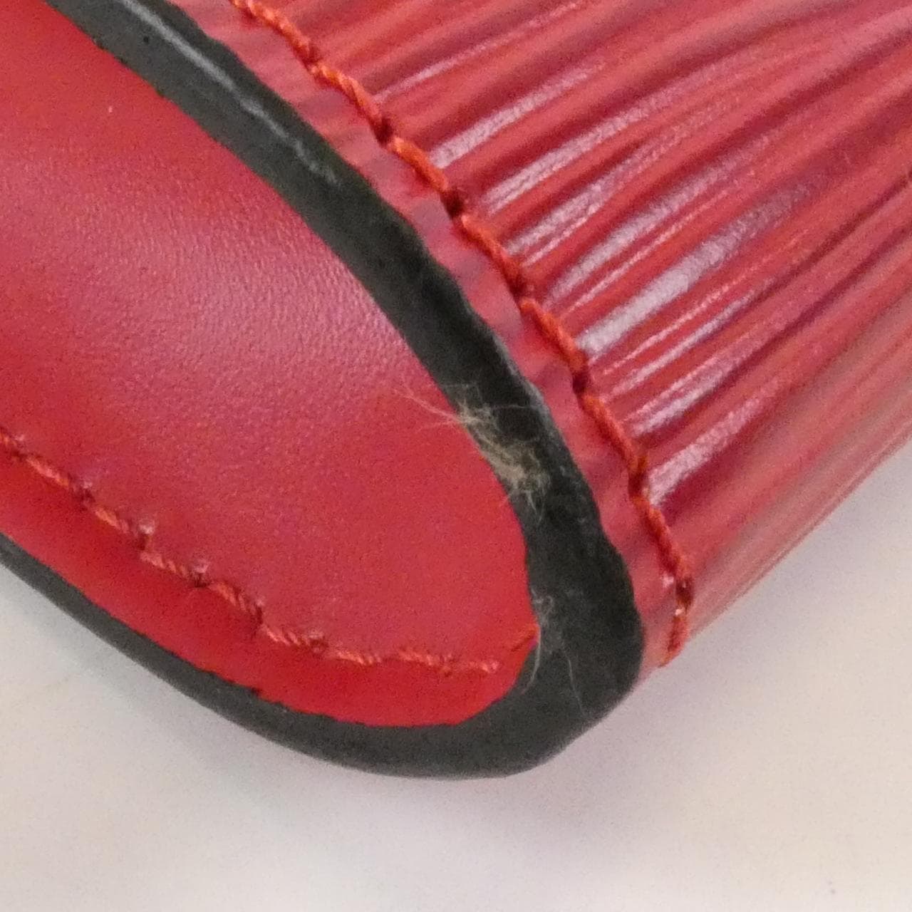 ルイヴィトン エピ ポシェット アクセソワール 24cm M52947 アクセサリーポーチ