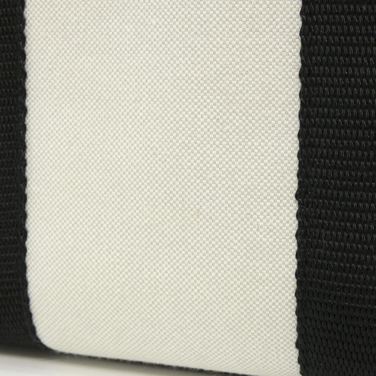 バレンシアガ ハードウェア 693662 2HHAM バッグ