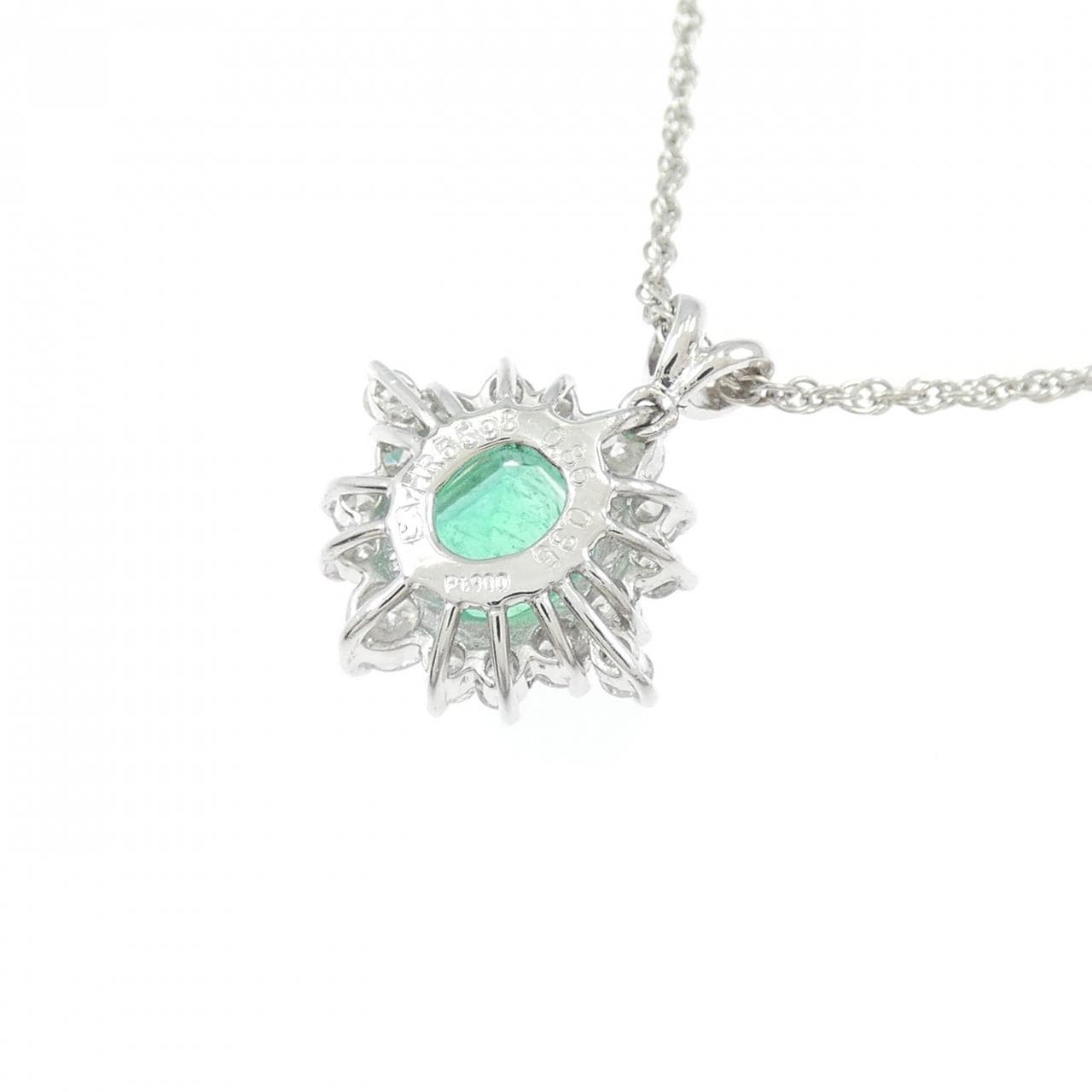 PT900/PT850 エメラルド ネックレス 0.86CT