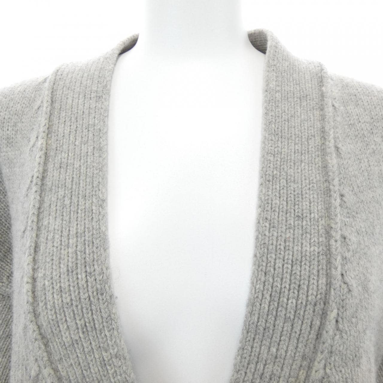 CELINE 2 5K32/5620 Phoebe Cardigan