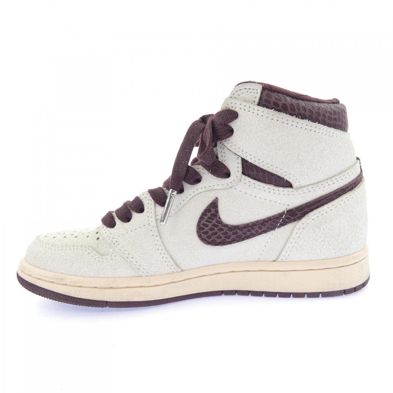 ナイキ NIKE DO7097-100 スニーカー