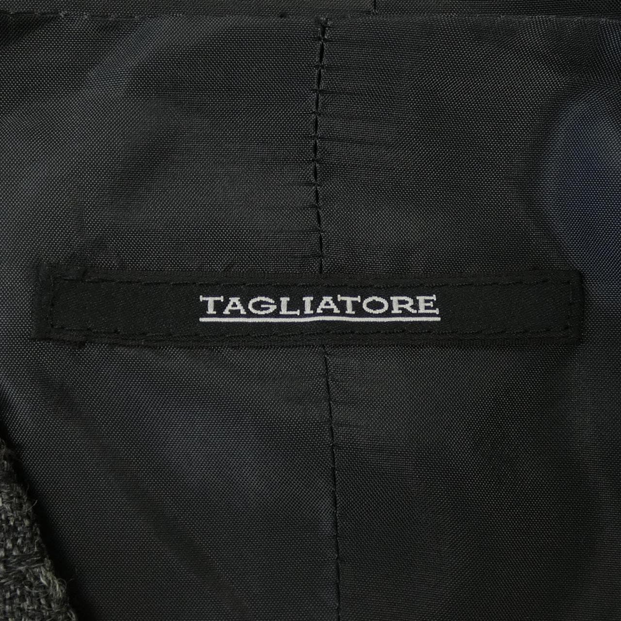 タリアトーレ TAGLIATORE ベスト