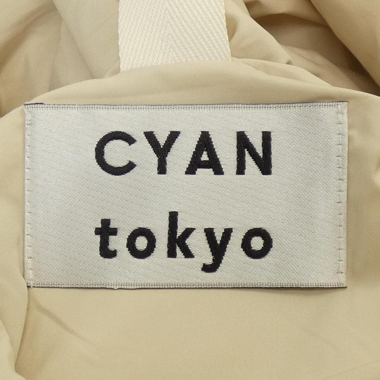 CYAN tokyo羽绒背心