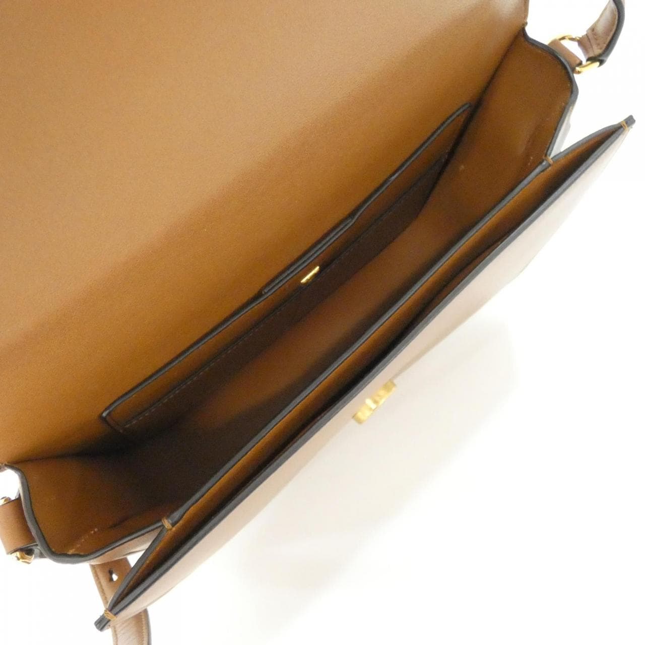 サルヴァトーレフェラガモ 21 2915 ショルダーバッグ