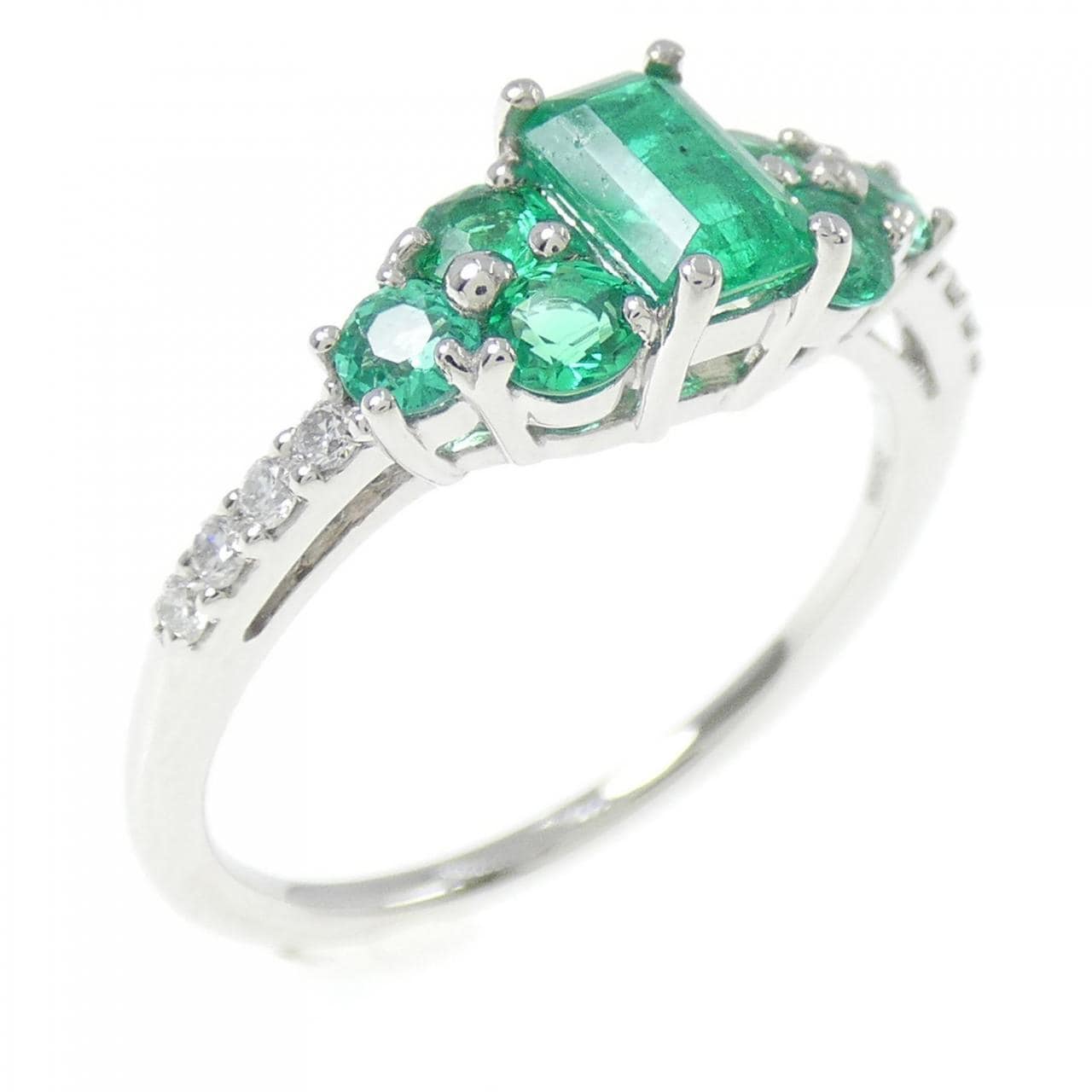 PT エメラルド リング 0.75CT