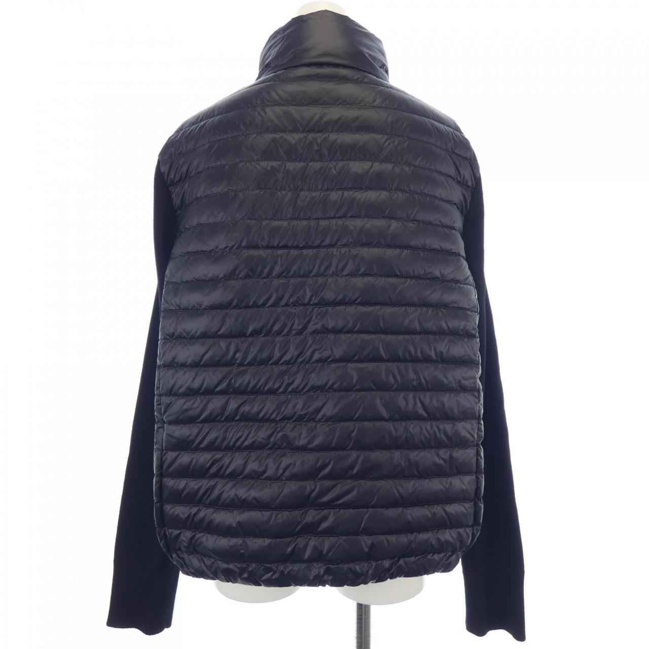 モンクレール MONCLER ダウンジャケット