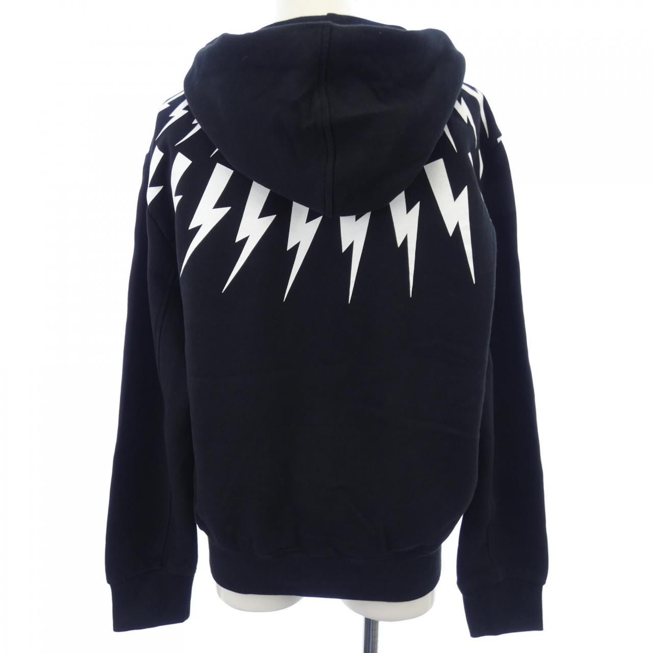 ニールバレット Neil Barrett NBV7JS186A パーカー