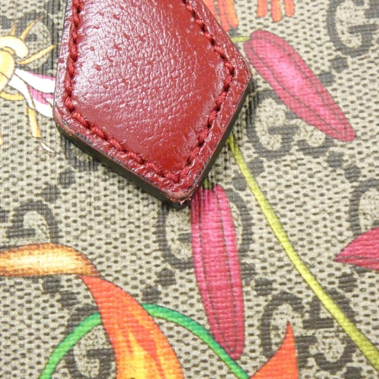 グッチ OPHIDIA 547551 HV8AC バッグ