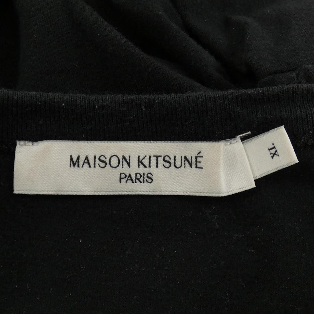 メゾンキツネ MAISON KITSUNE KMM40520 トップス