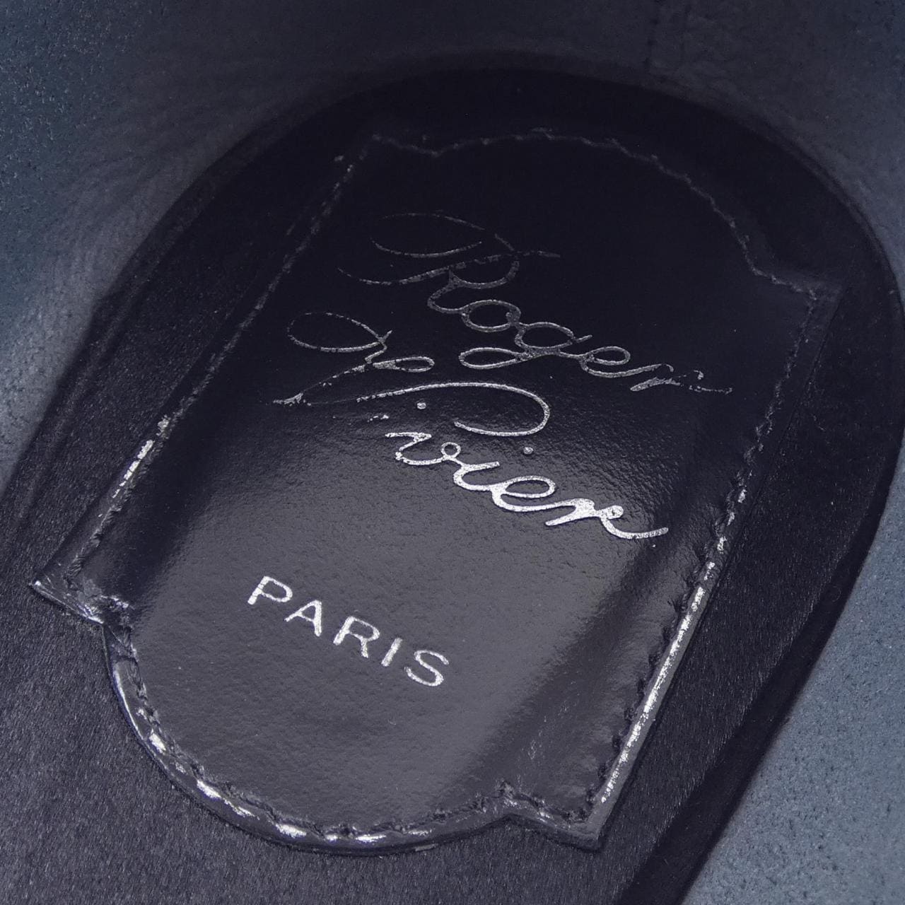 ロジェヴィヴィエ ROGER VIVIER パンプス