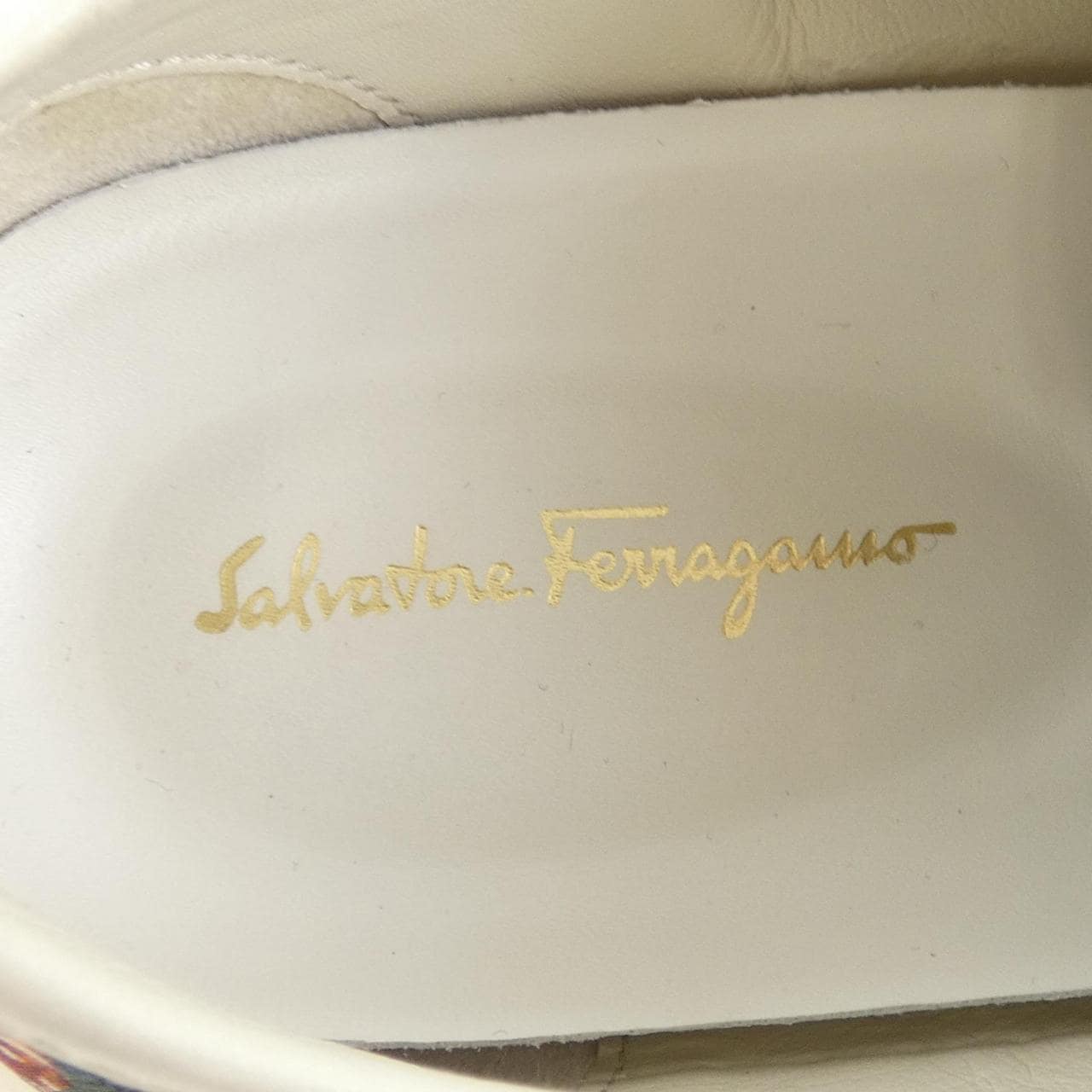 サルヴァトーレフェラガモ SALVATORE FERRAGAMO スニーカー