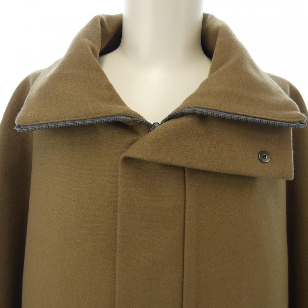 イーヴォ HEVO ブルゾン