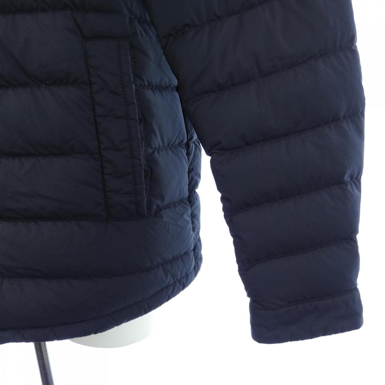 モンクレール MONCLER ダウンジャケット