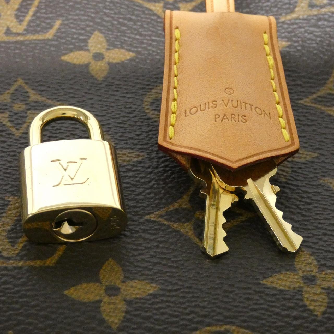 ルイヴィトン モノグラム ガイア M41620 ショルダーバッグ