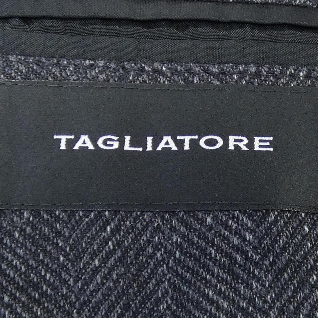 タリアトーレ TAGLIATORE ジャケット