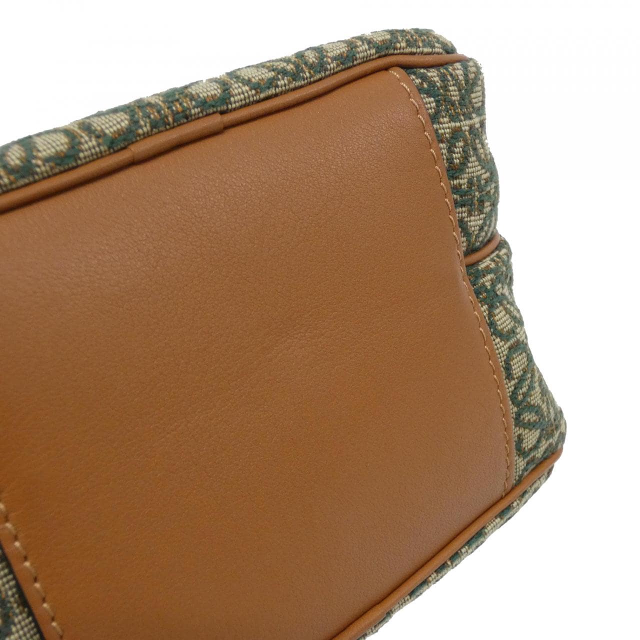 ロエベ B604Z80X01 ショルダーバッグ