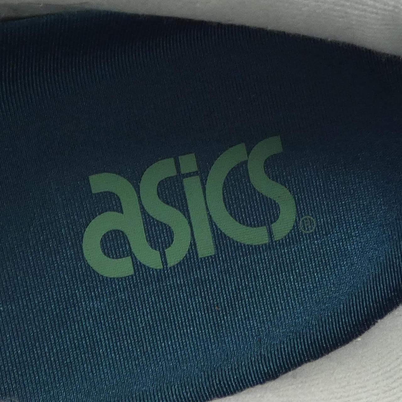 ASICS スニーカー