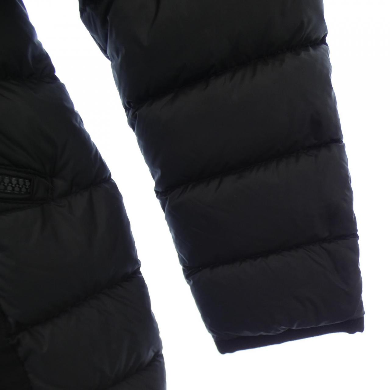 モンクレール MONCLER ダウンコート