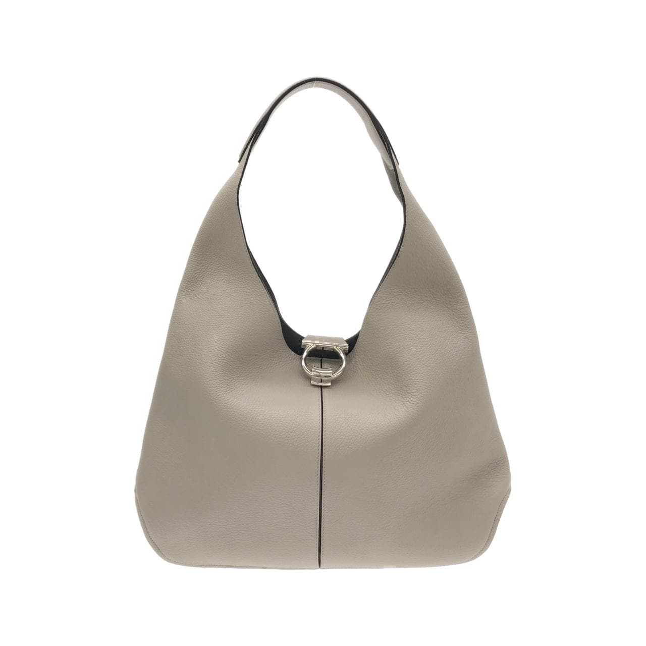 サルヴァトーレフェラガモ 21 0443 ショルダーバッグ