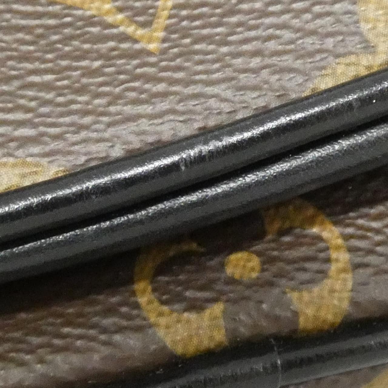 モノグラム マカサー クリストファー ウエアラブル ウォレット M69404 ショルダーバッグ