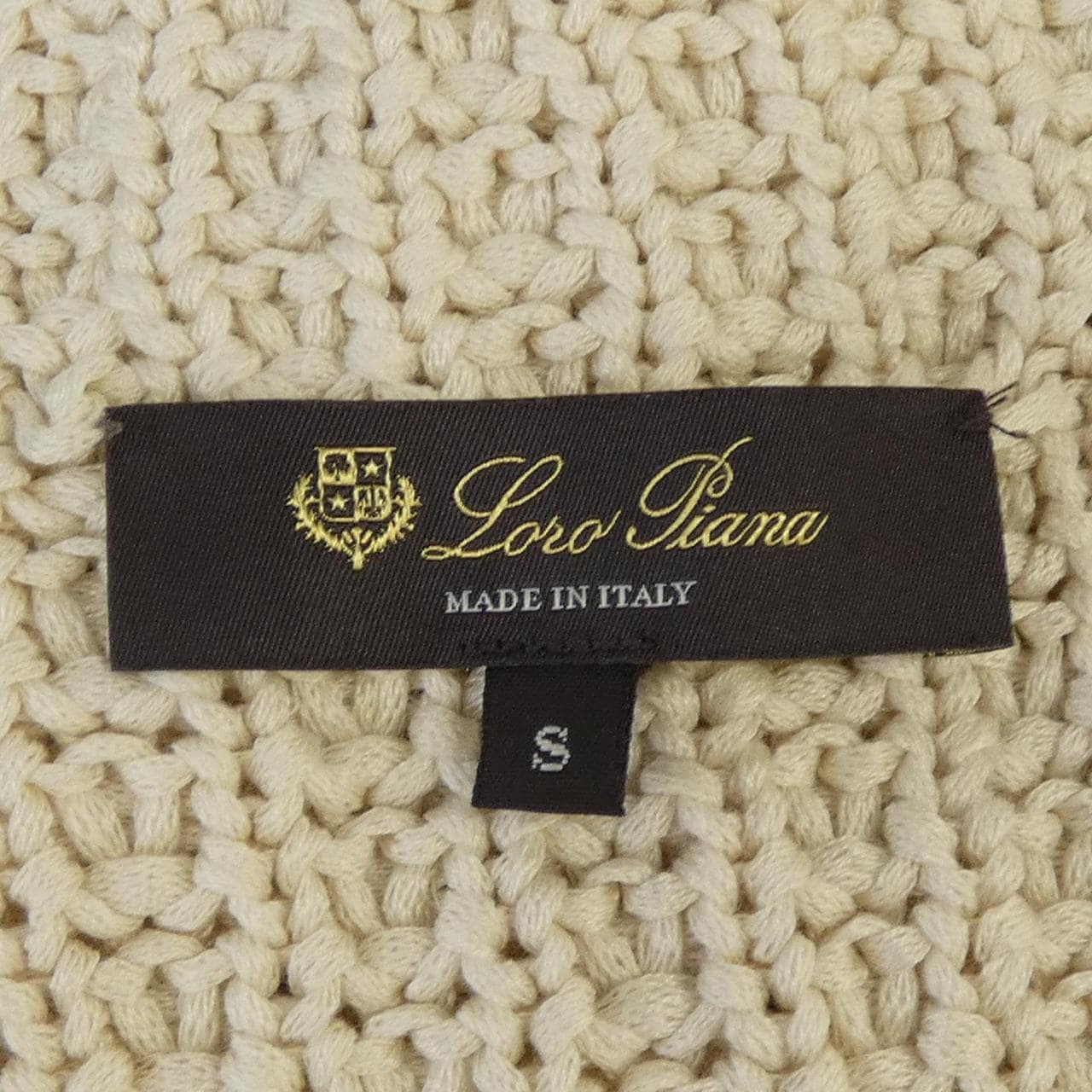 ロロピアーナ Loro Piana FAE8239 ベスト