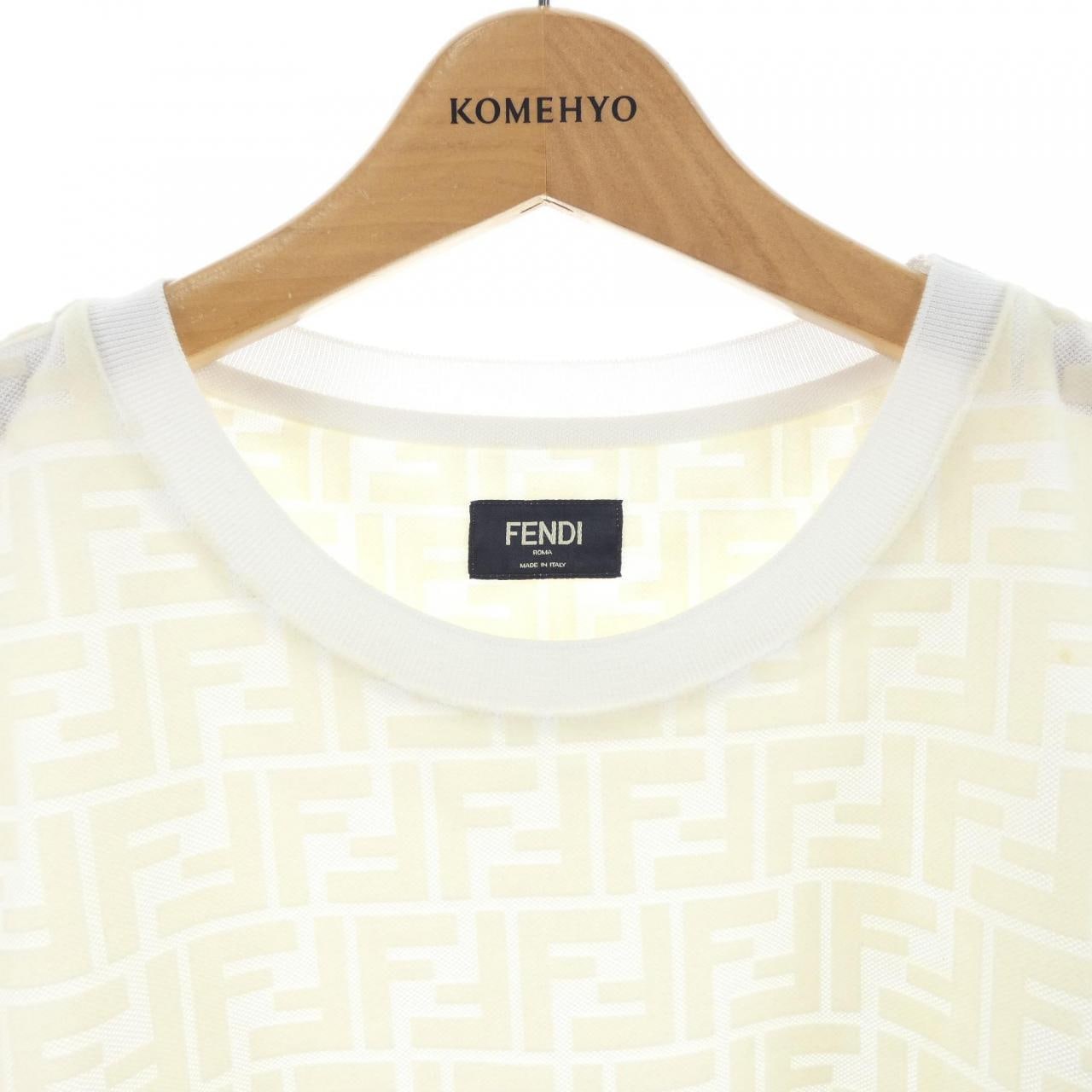 フェンディ FENDI FFモチーフ FY0936 A7D5 Tシャツ