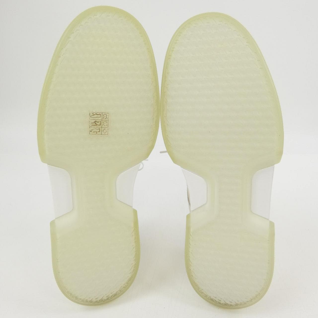 HERMES HERMES 221943Z 运动鞋