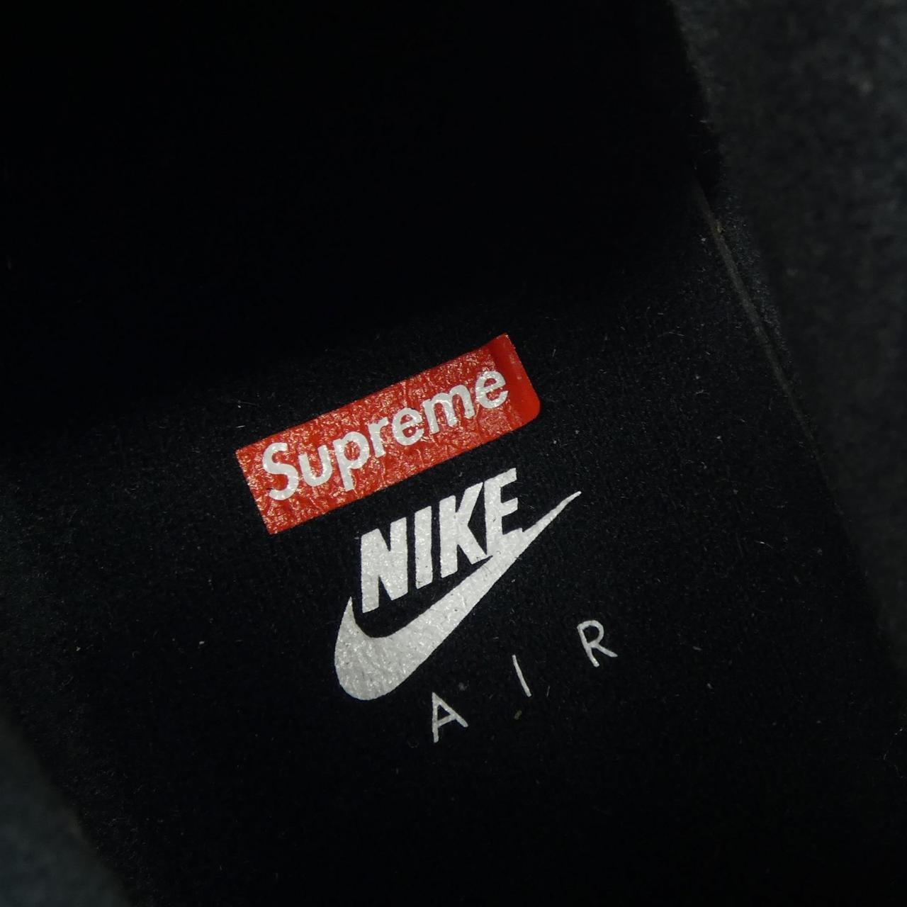 シュプリーム SUPREME CU9225-001 スニーカー