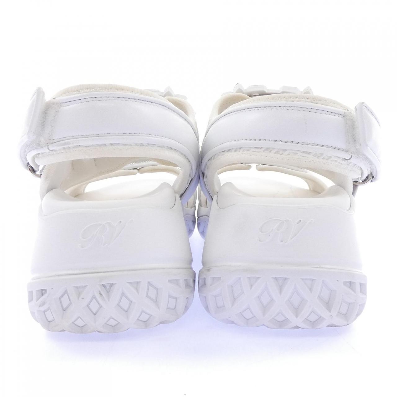 ロジェヴィヴィエ ROGER VIVIER ヴィヴ ラン ストラス バックル サンダル