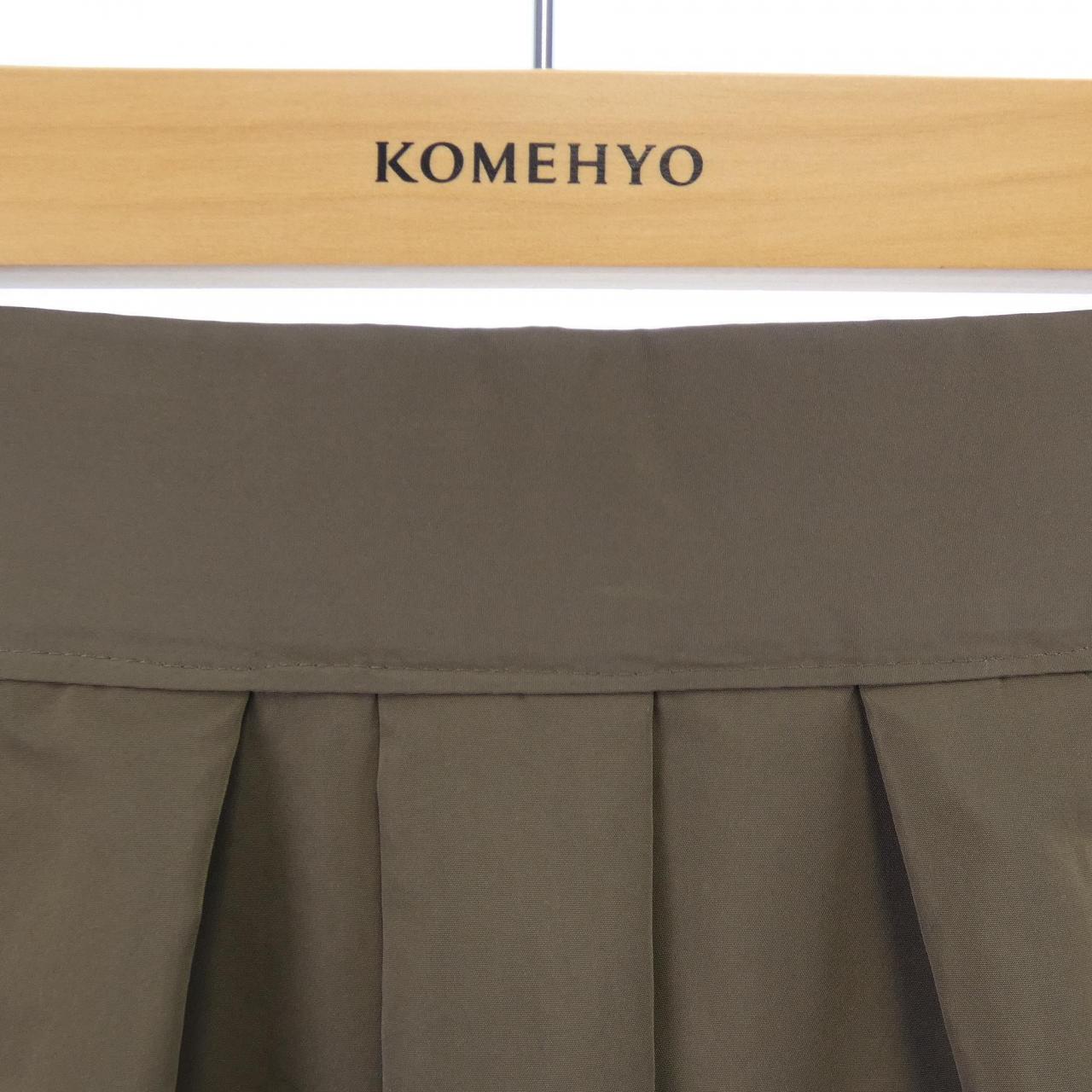 バーニーズニューヨーク BARNEYS NEW YORK スカート