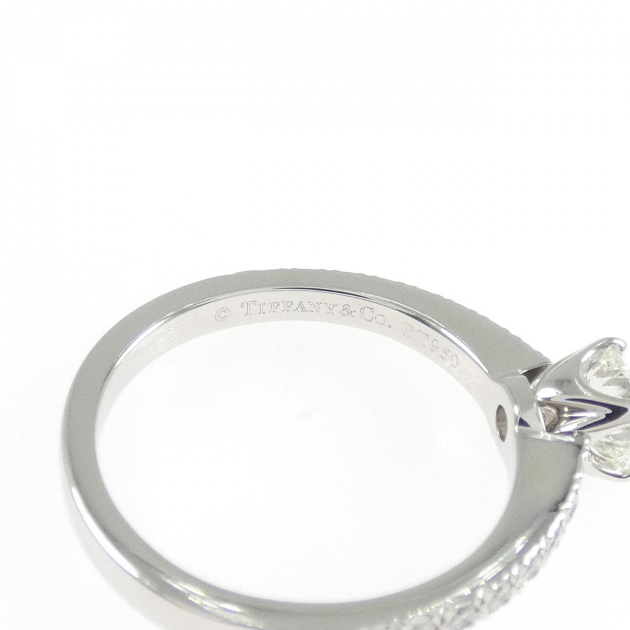 ティファニー ノヴォ リング 0.38CT