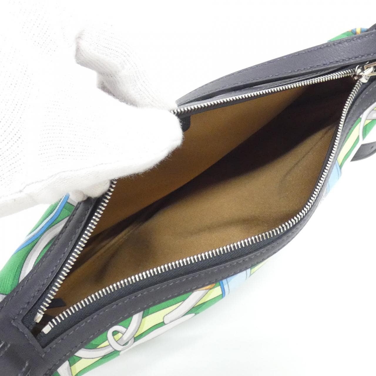 エルメス PANOPLIE EQUESTRE シュルソワ トゥー ゴー 085183CK ポーチ