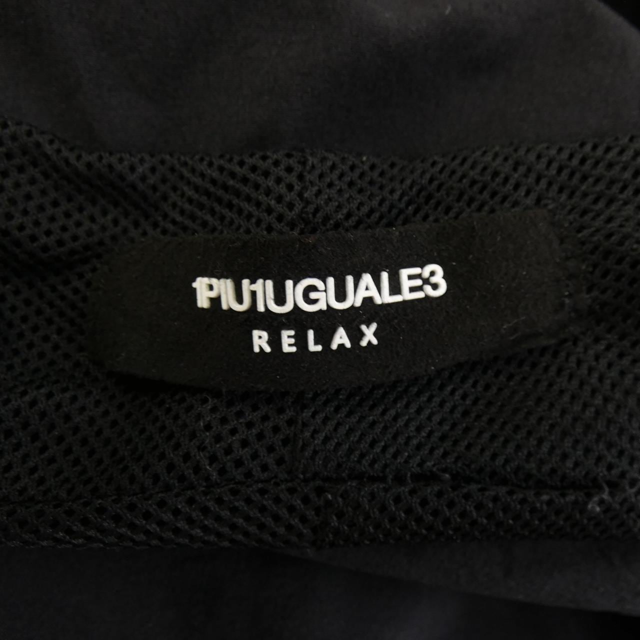 ウノピゥウノウグァーレトレリラックス 1PIU1UGUALE3 RELAX コート