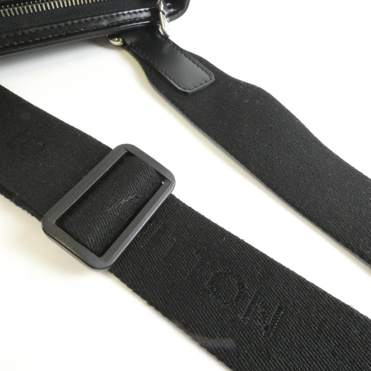 ルイヴィトン ダミエ グラフィット トマス N58028 ショルダーバッグ