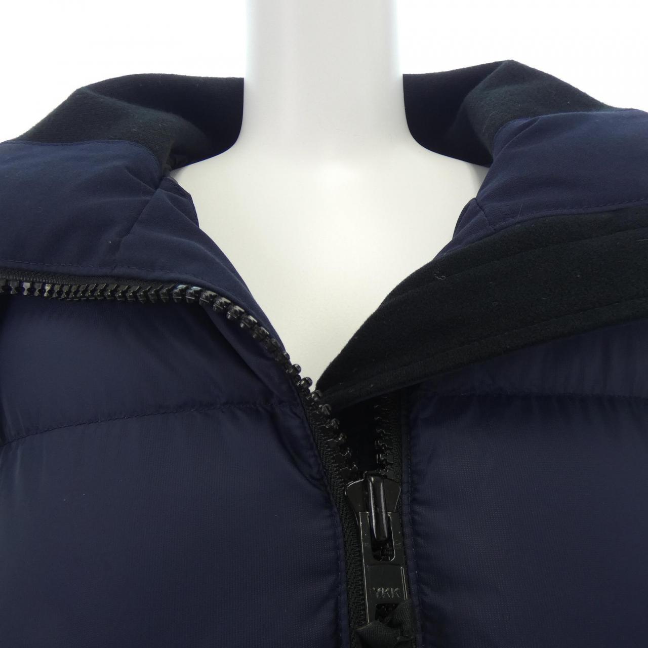 Canada goose CANADA GOOSE down coat