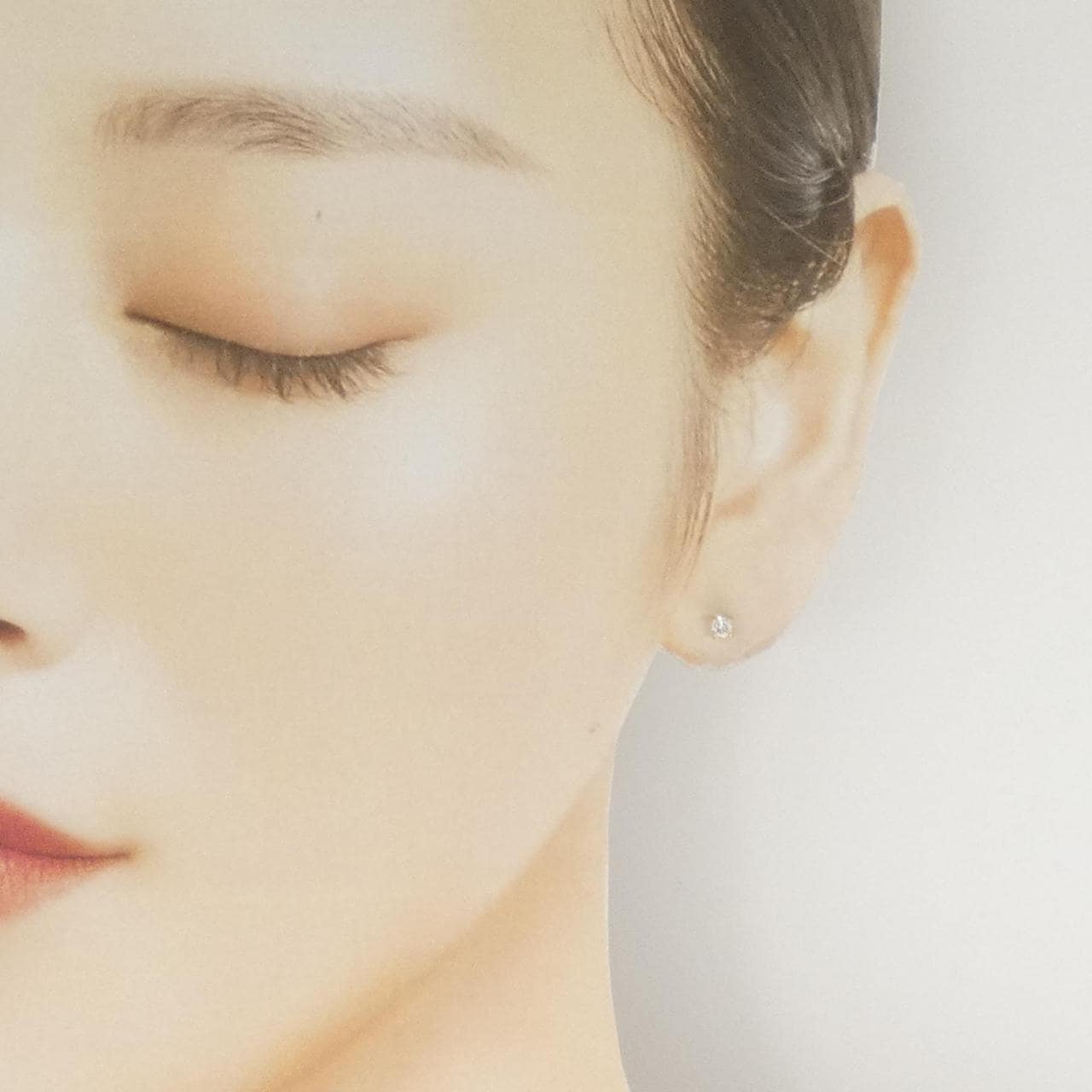 K18YG ソリティア ダイヤモンド ピアス 片耳