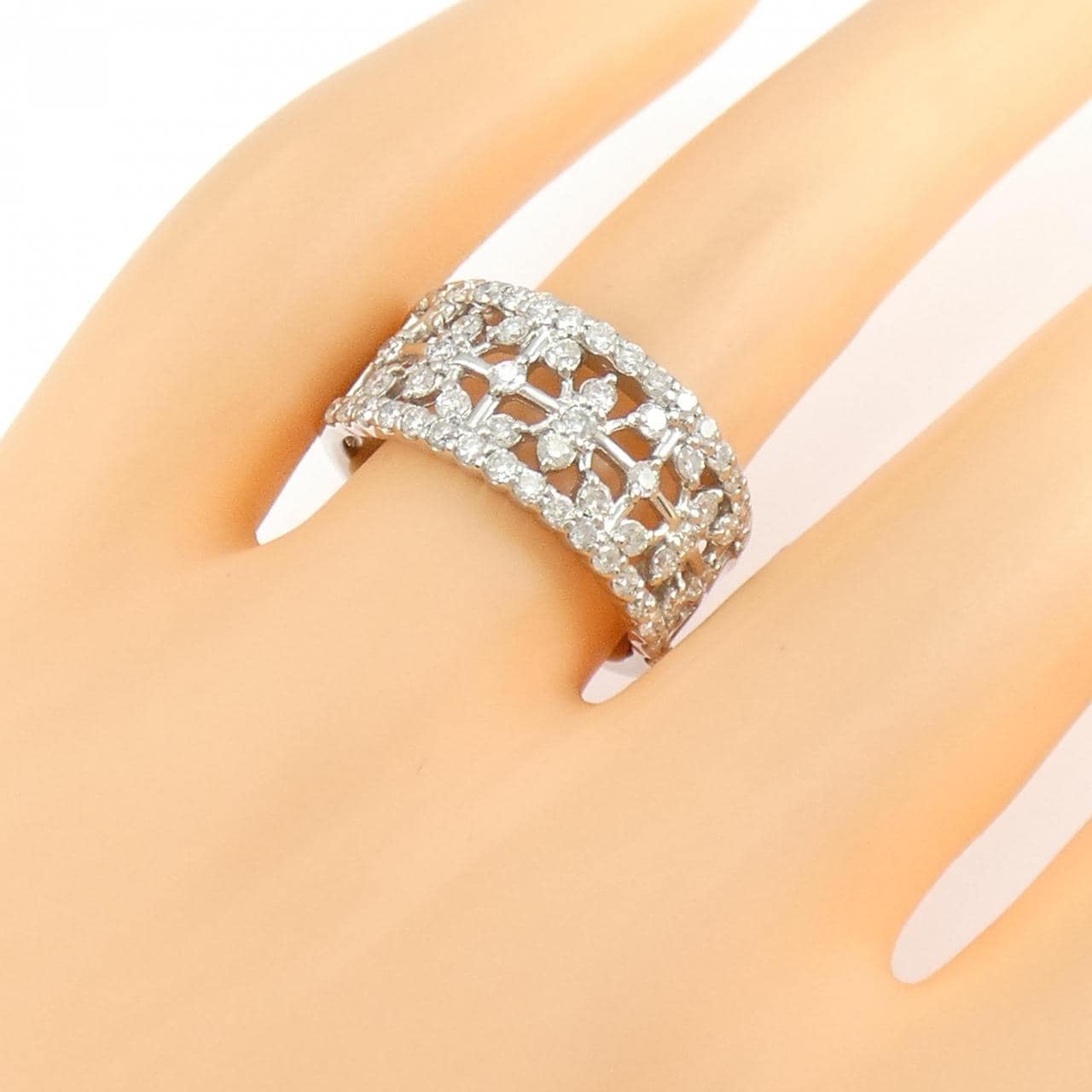 PT900 ダイヤモンド リング 1.00CT