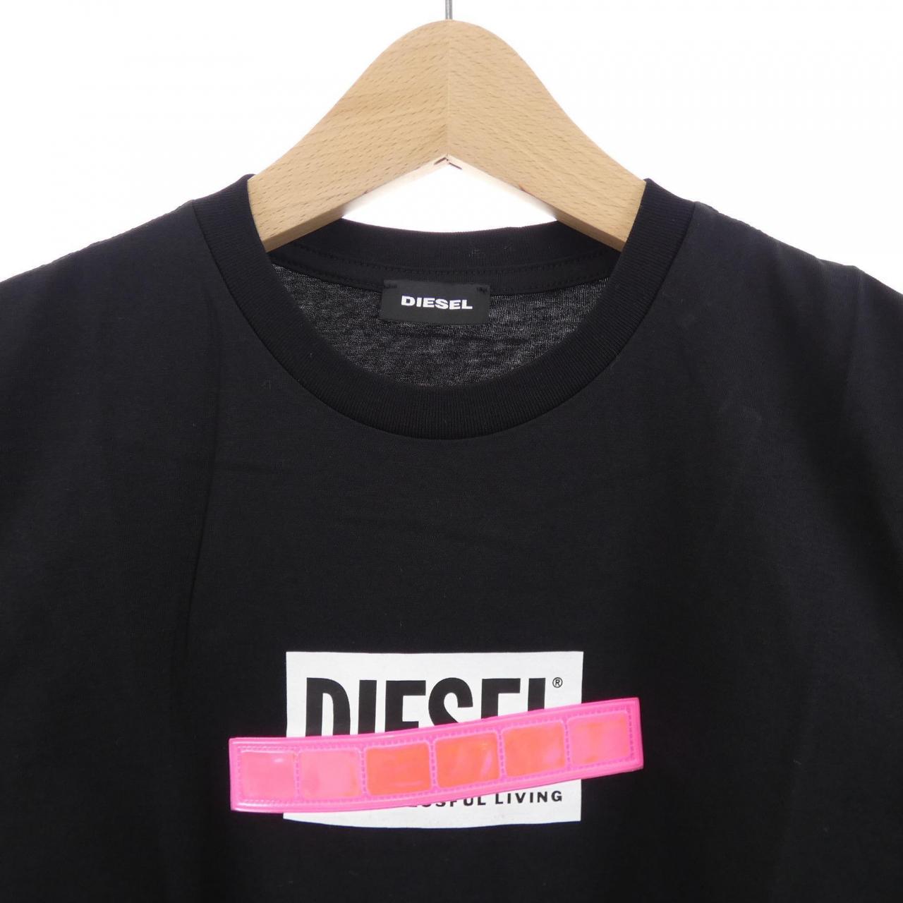 ディーゼル DIESEL Tシャツ