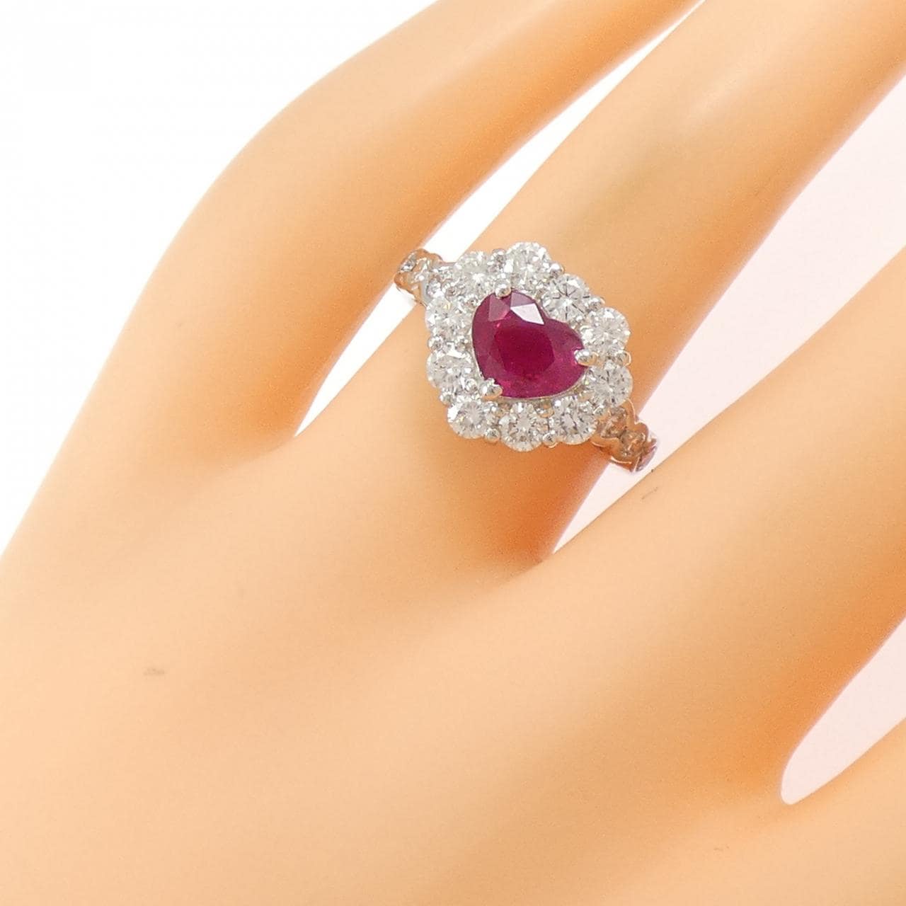 PT900 ハート ルビー リング 1.134CT