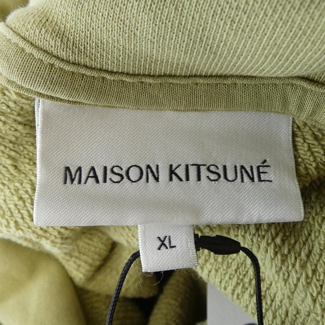 メゾンキツネ MAISON KITSUNE LM00705KM0001 パーカー