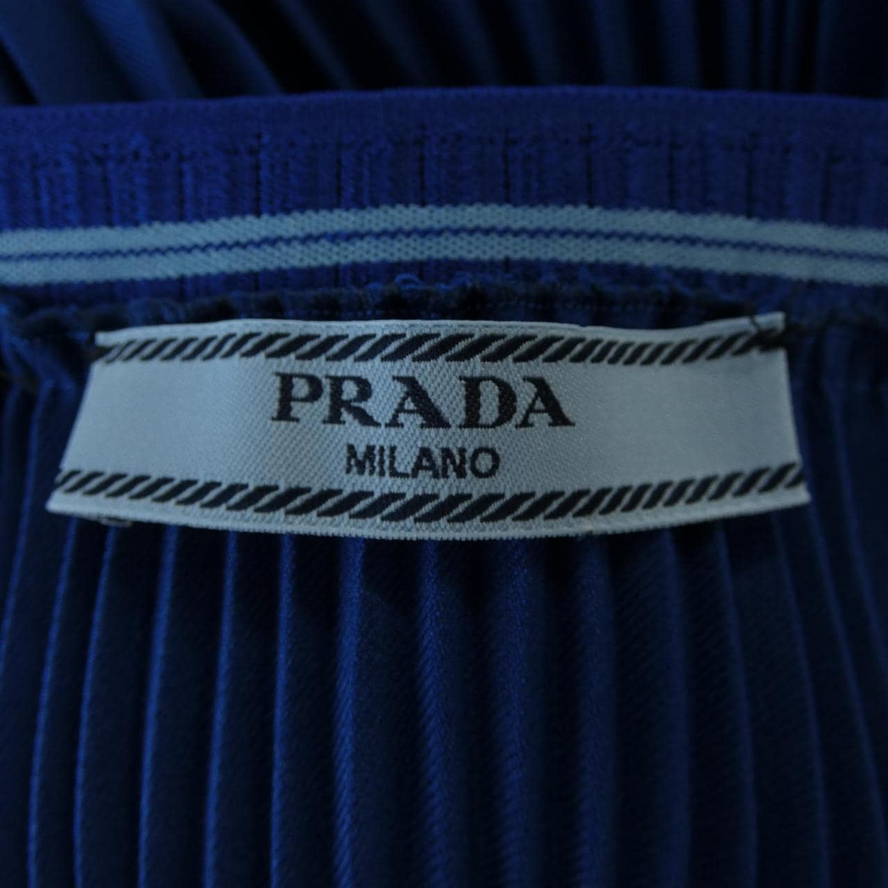 プラダ PRADA P199N S182 1R08 スカート