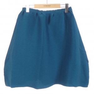 ミーイッセイミヤケ me ISSEY MIYAKE MI91FG211 スカート