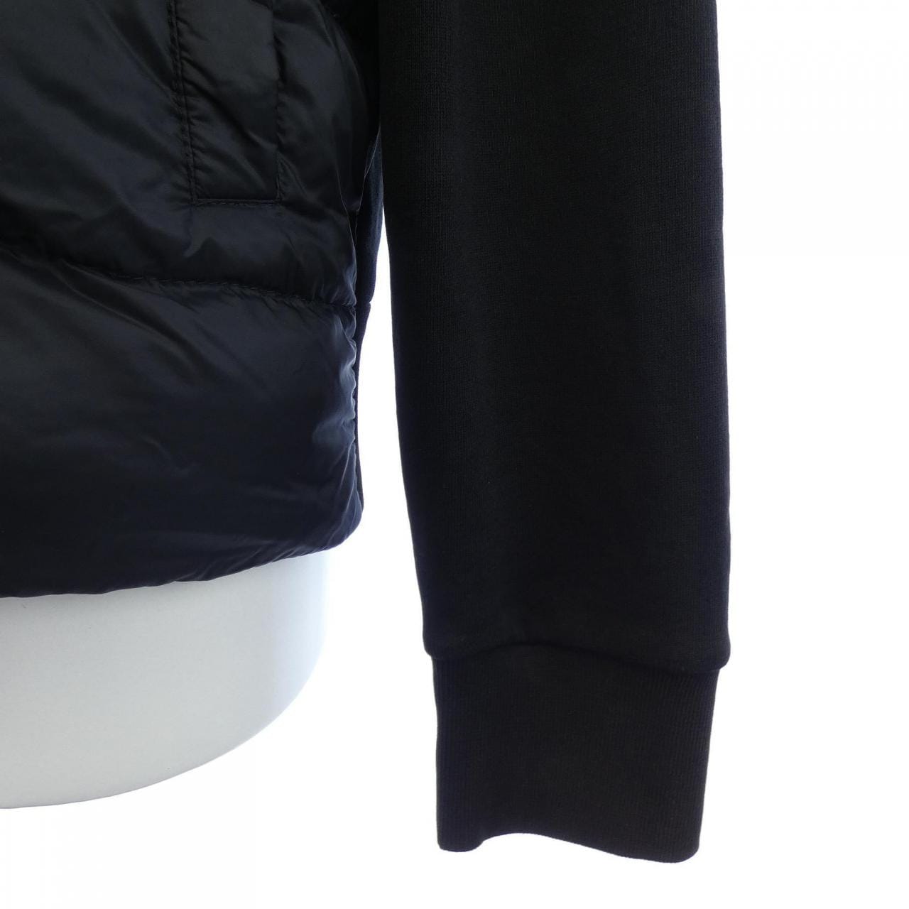 モンクレール MONCLER 20918G00035 ダウンジャケット
