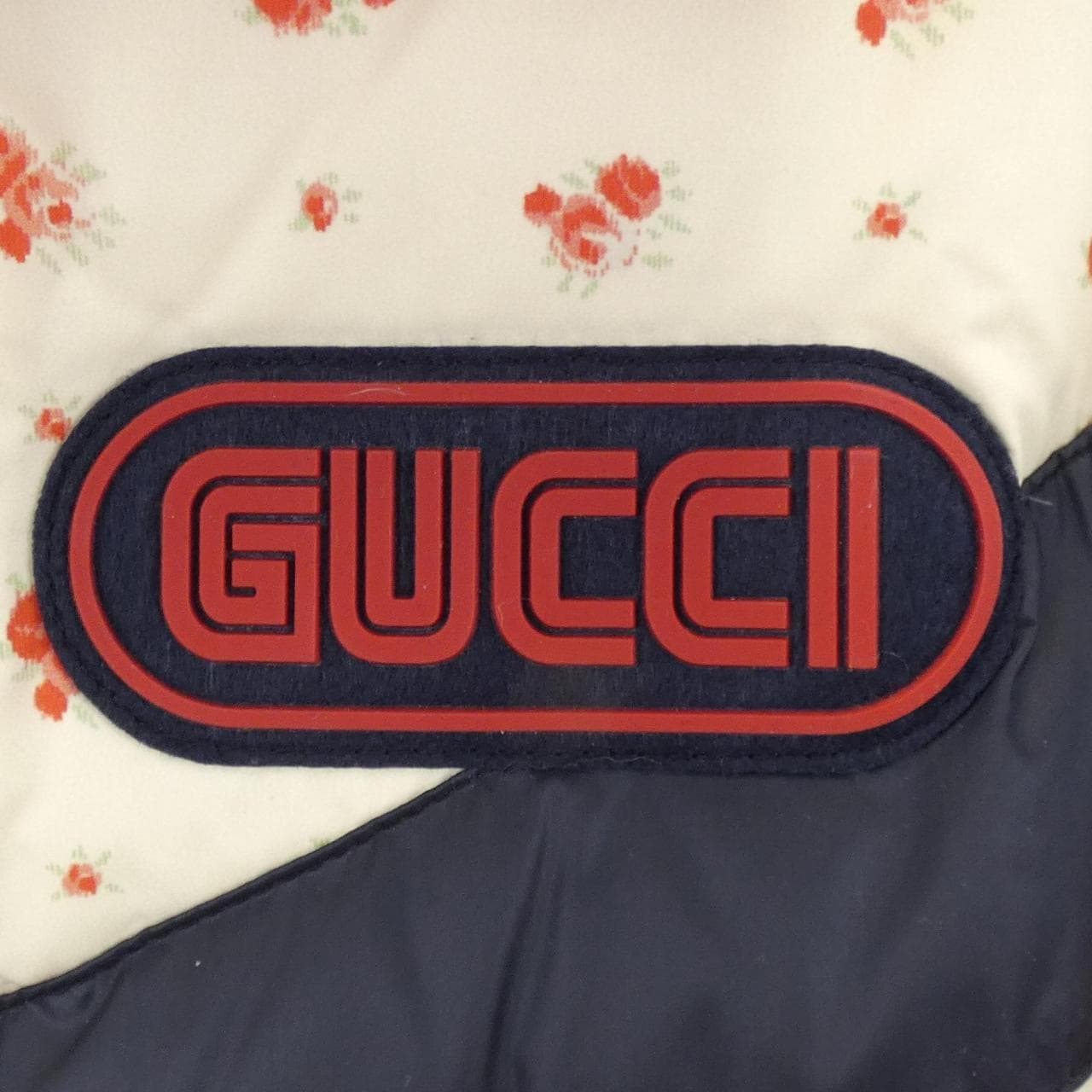 グッチ GUCCI ダウンジャケット