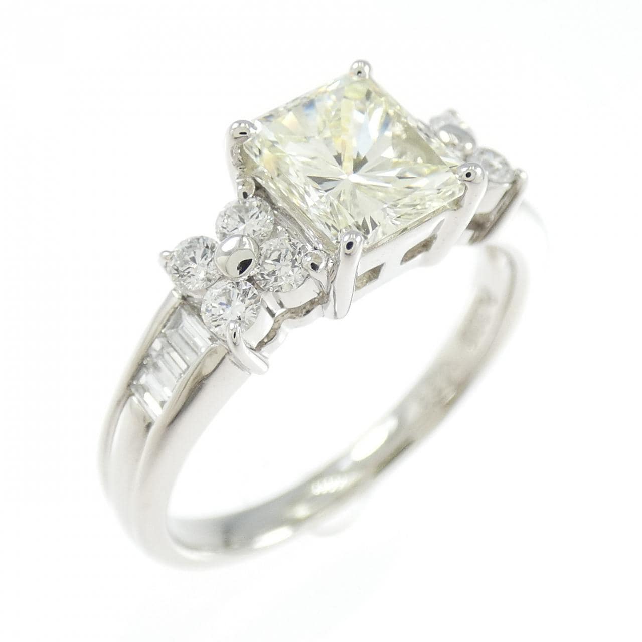 【リメイク】PT900 ダイヤモンド リング 1.024CT M VVS2 ファンシーカット